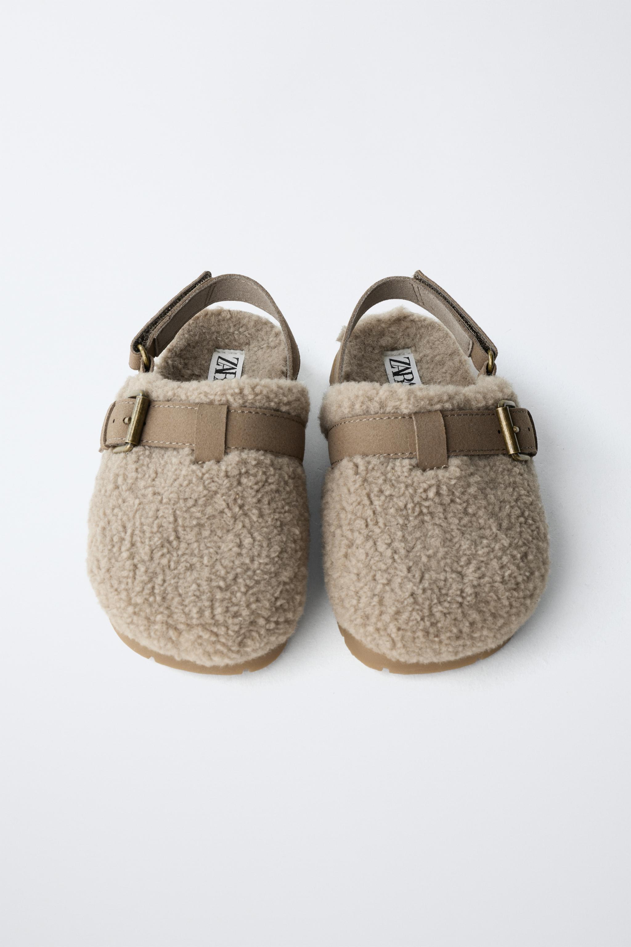 FLEECE CLOGS